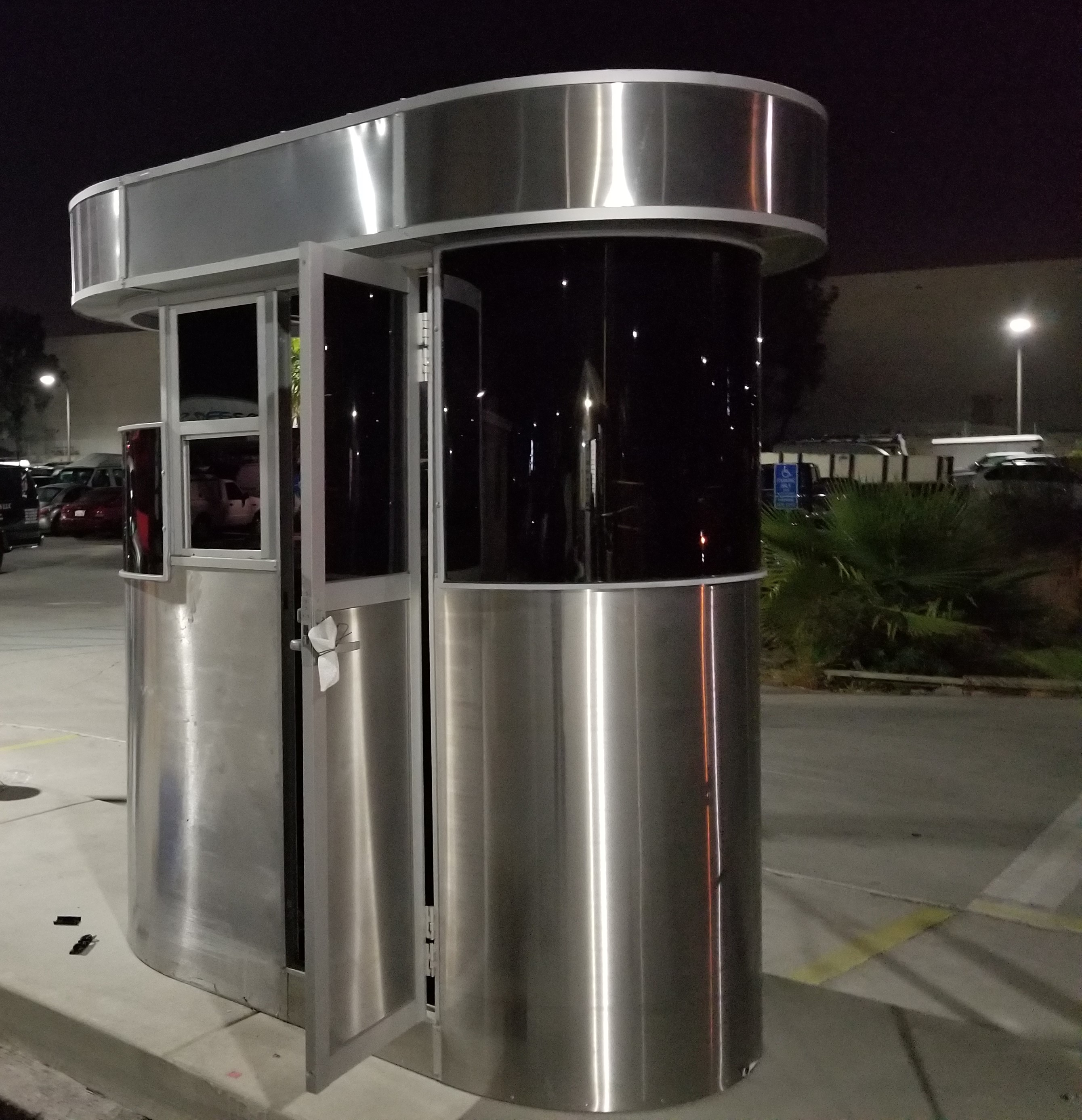 Caseta metalica para estacionamientos cronoteq-security.com
